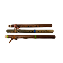 Load image into Gallery viewer, 17.5 Inch Native American Style Wood Flutes