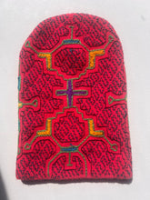 Load image into Gallery viewer, Peruvian Embroidered Hats

